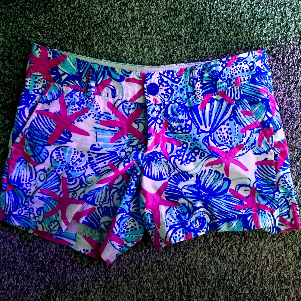 Lilly Pulitzer size 2 Callahan shorts she she shells
